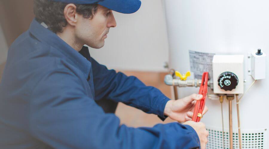 Professional water heater repair in Moffett, OK